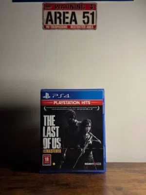 سيديات GTA 5 و The last of us