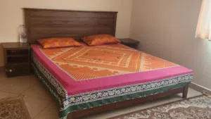 2 bedroom set available king size 180×200cm 5 pieces each (walnut colour)