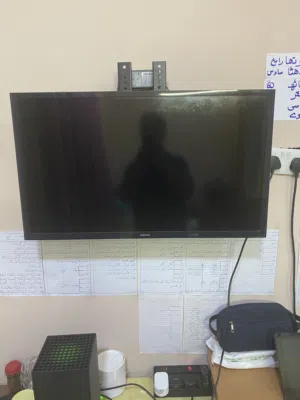 شاشة سامسونج 32 بوصة LED