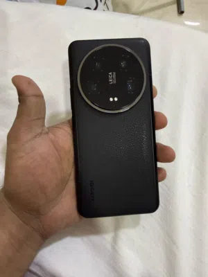 Xiaomi 14 ultra with camera kitt