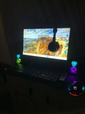 السلام عليكم ورحمة الله وبركاته. PCربي يبارك عيب لا .