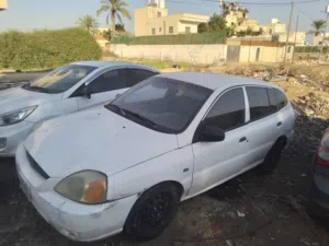 كيا-ريو-ستيشن-2005