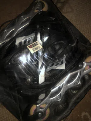 سكيت مستعمل نظيف جدا للبيع المستعجل بسبب السفر