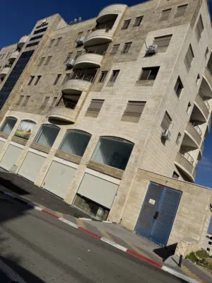 183 m2 3 Bedrooms Apartments for Sale in Ramallah and Al-Bireh Beitunia