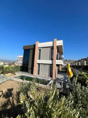 4+1 villa for sale in Kuşadası.
