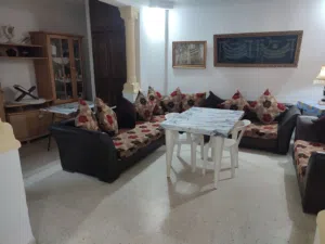 منزل للكراء قرب مصحات المنارمنزل للكراء العمران الاعلى s + 3  تتوفر فيه جميع المستلزمات ( انترنت +