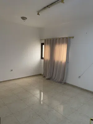 Unfurnished Monthly in Muscat Al Khoud