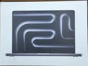 للبيع MacBook M5 pro14inch /1TB ssd/24ram/ لون أسود فلكي جديد مع الكرتون