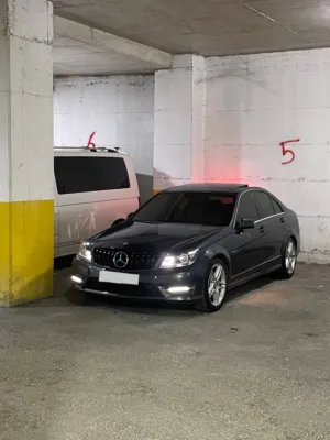 amg-mercedes-c200-بويه-شركة-فلللللللللللل-مع-بانوراما-ب-الورقه