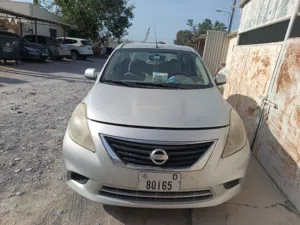 نسيان صني للبيع Nissan sunny 2013