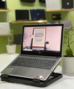 لابتوب يفوق التوقعات وجدا نظيف، مع كامل أغراضه الاصليه  وسعره شامل خدمه التوصيل لكل المحافظات !!!
