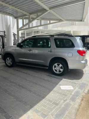 Used Toyota Sequoia in Farwaniya