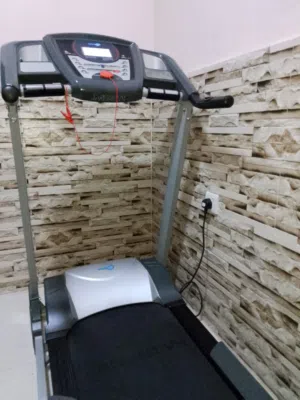 جهاز كري كبير الحجم  السرعه عاليه  يتحمل وزن عالي وبه رافعه جبليه