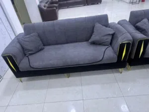 تخم و ميز تواليت