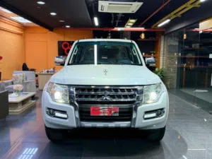 MITSUBISHI PAJERO 2018