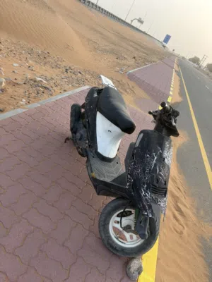 دراجه هوندا 100 سيسي أمورها طيبه + عليه ولف دراجه هوندا 100 سيسي أمورها طيبه + عليه ولف