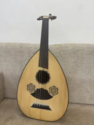 للبيع عود تركي