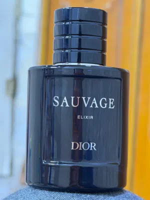 عطر سوفاج الكسير 100 مل جديد اقرو الوصف