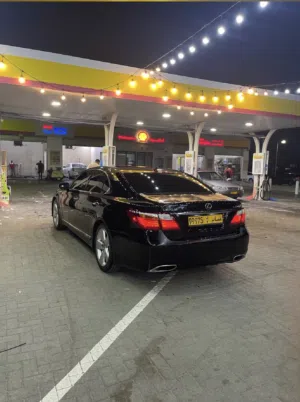 Used Lexus LS in Dhofar