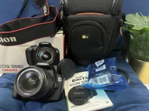 Camera canon 1200D