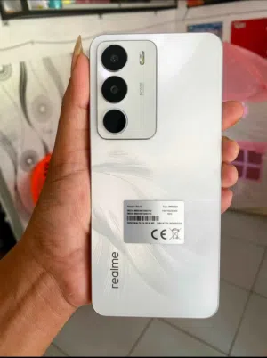 realme-c71-18-128-smartphone
