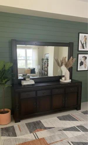 خزانة بوفيه للبيع  Buffet Cabinet for Sale