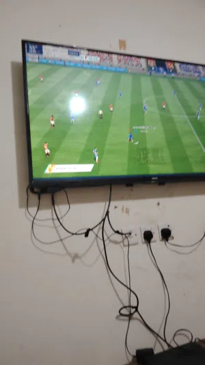محتاجه شاشه لوجه الله