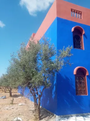 More than 6 bedrooms . 2 Bathrooms . 200 m22