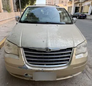كرايزلر عائلية 2010