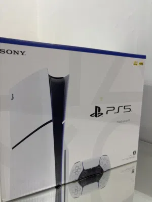 للبيع سوني 5 السعر السعر 143 قابل بشي بسيط