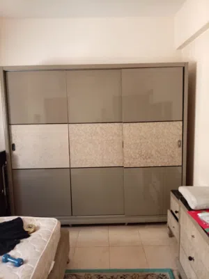 bedroom set Good condition