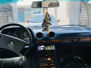 مرسيديس 200معدله