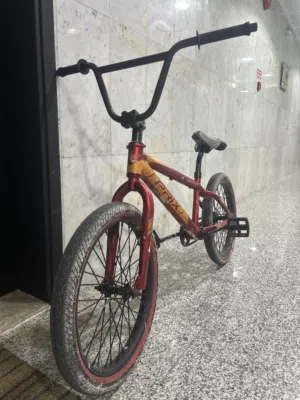 Red Street bmx (Negotiable)