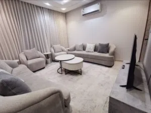 طقم كنب كامل تفصيل، استعمال نظيف