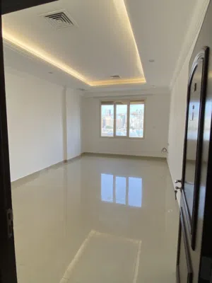 شقة للايجار 3 غرف 3 حمامات