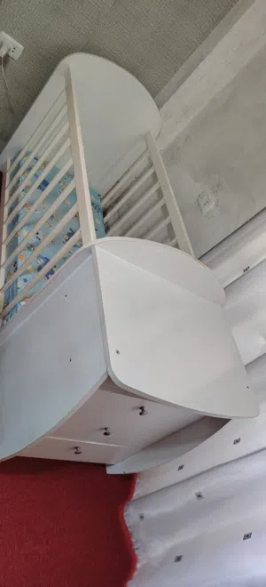 سرير (تخت) اطفال