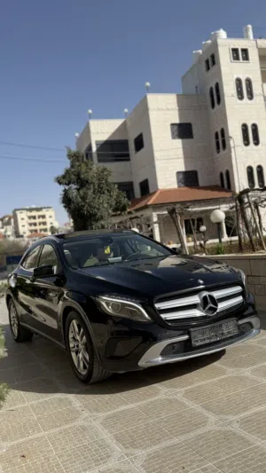 مرسيدس GLA 250 المحرك 2,0بنزين4x4