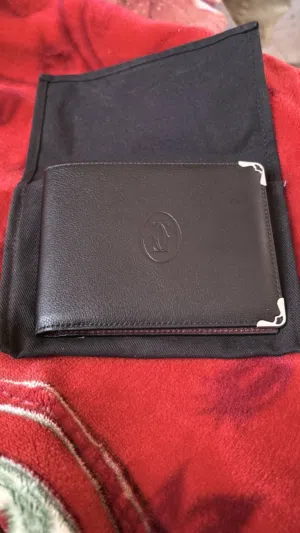 Cartier Wallet,MUST