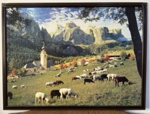 لوحة فنية مع إطار خشبي مكونة من قطع البازل لصورة جبال الدولوميت بإيطاليا، 3000 قطعة Puzzle