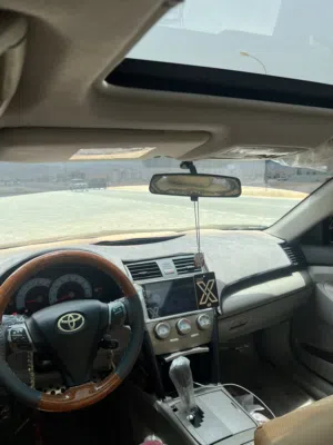 سيارة نظيفة مجدد سنه مع الرقم