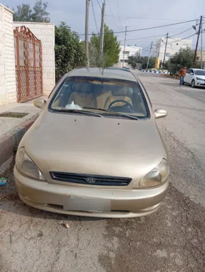 كيا ريو موديل 2000 ترخيص لشهر 10 مرخصه ماتور جديد راكب نازل عالرخصه