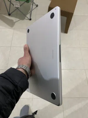للبيع موديل 2024 MacBook ماك بوك
