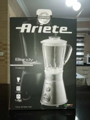 خلاط اريتي ايطالي زجاج جديد بالكرتونه للبيع