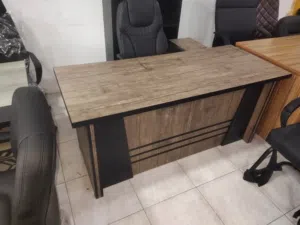 مكتب مدير للمساحات الصغيرة بعدة الوان من المصنع مباشرة مع جانبية و طاولة