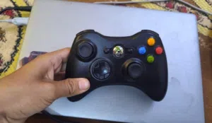 يدات اكسبوكس 360 اصليه مع الكيبلات بلوتوث شحن وبطاريات