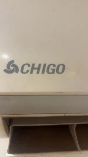للبيع خمس مكيفات مستعمله راكبه وشغاله