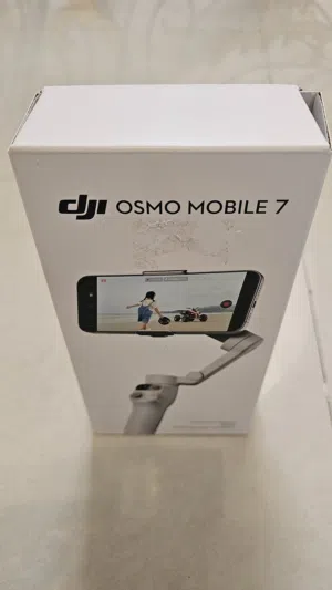 للبيع مانع اهتزاز DJI Osmo Mobile 7 (جديد غير مستخدم - مفتوح الكرتون فقط