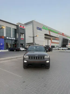 Used Jeep Grand Cherokee in Muscat