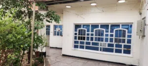 بيت 200 للبيع