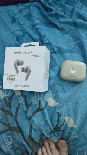 Motorola Buds+